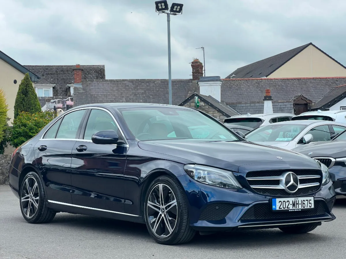 Mercedes-Benz C-Class C220D SPORT AUTO *LOW KMS* - Image 3
