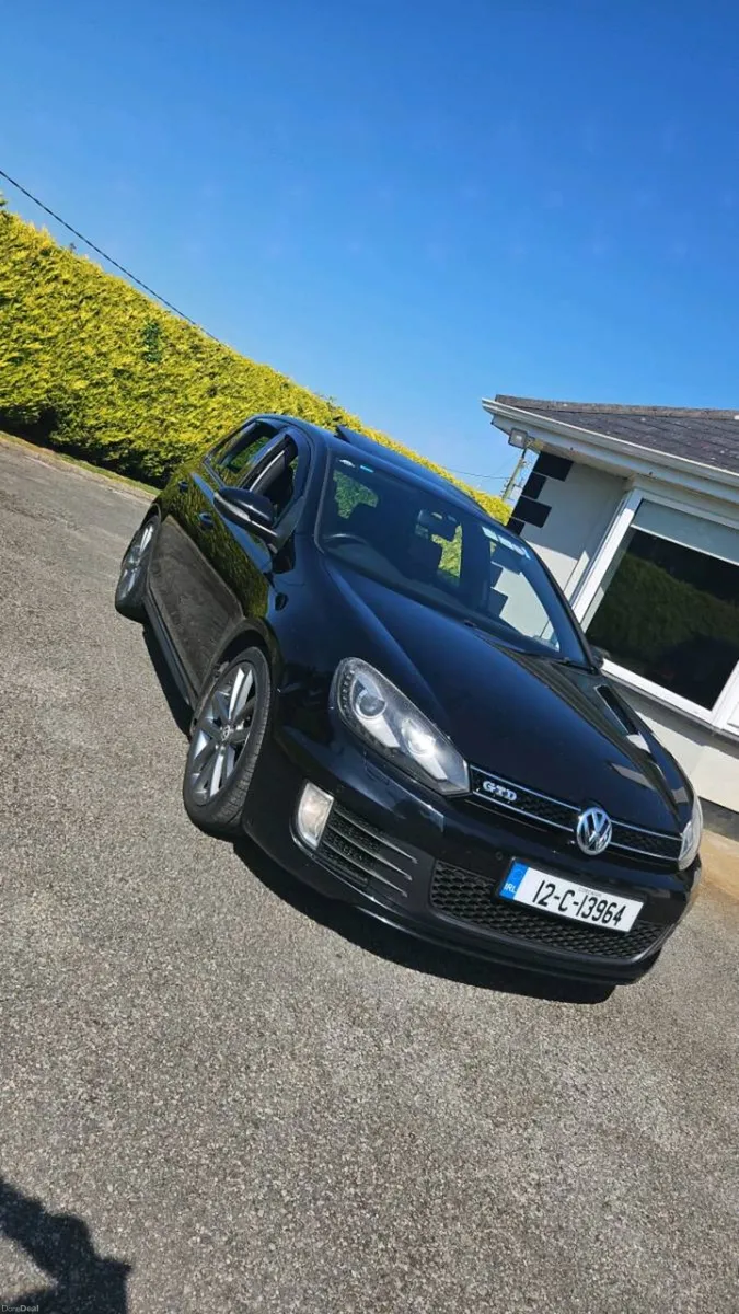 2012 VW GOLF GTD. Automatic - Image 3