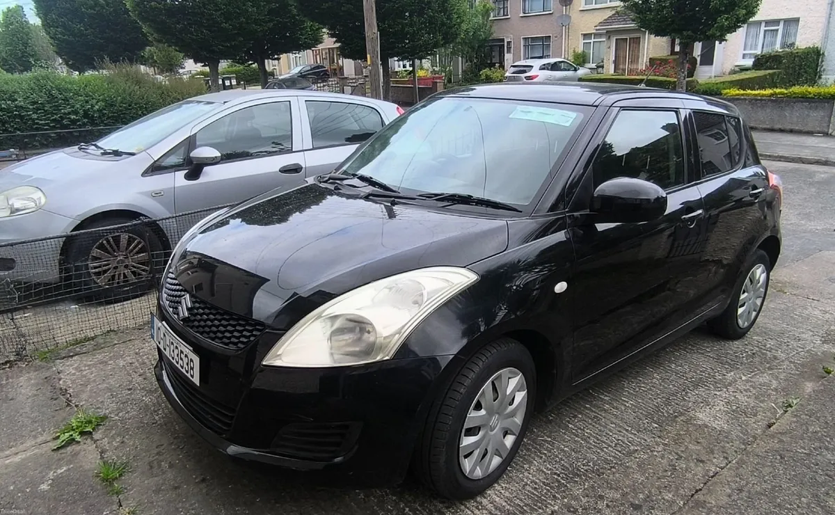 Suzuki Swift 2010 - Image 2