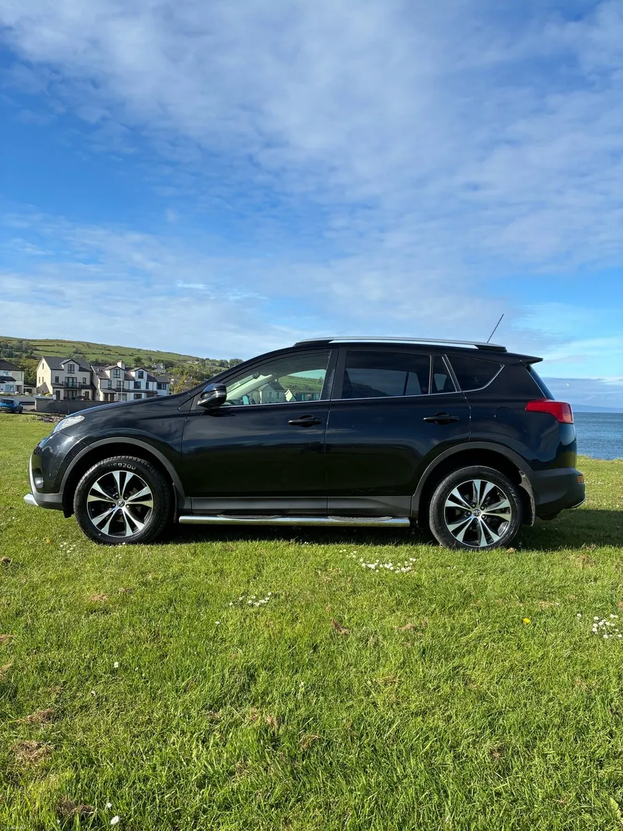 2015 Toyota RAV4 2.2 D4D Invincible 4WD - Image 4