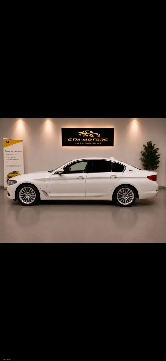 BMW 5-Series 2017 530e Low Kms High spec - Image 4