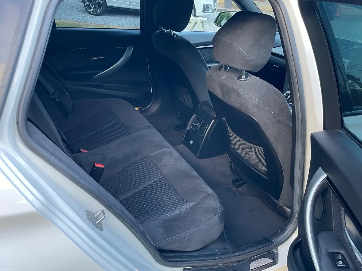 BMW F31 - Image 4