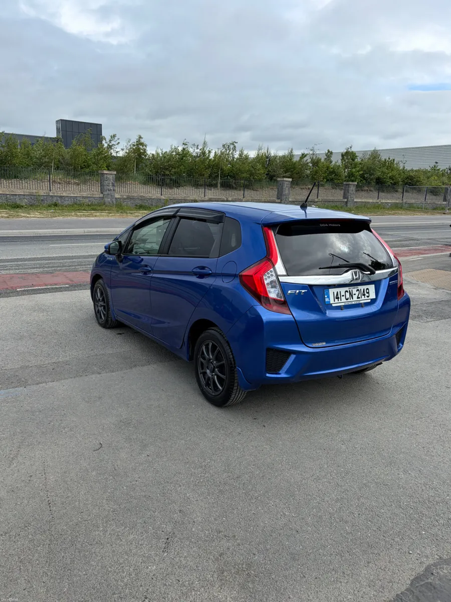 2014 Honda Fit 1.5 Hybrid Automatic - Image 4