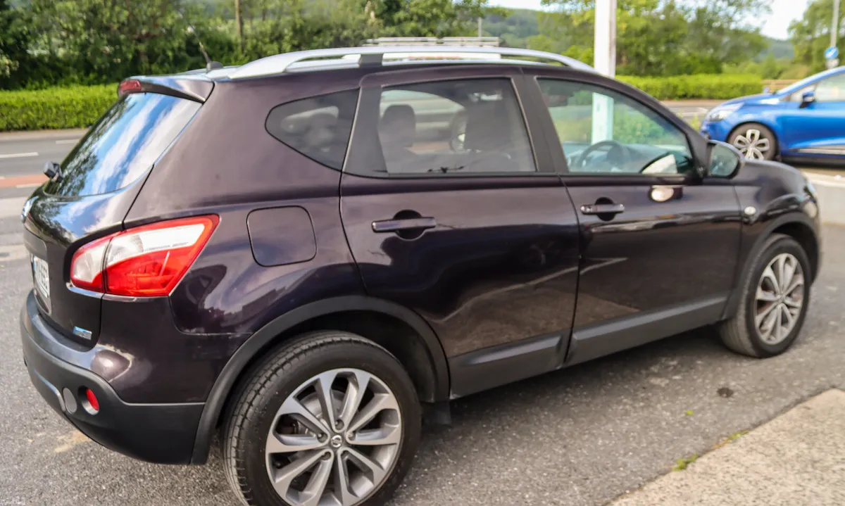 2013 Nissan Qashqai 1.6DCi 5-dr Diesel SV - Image 3