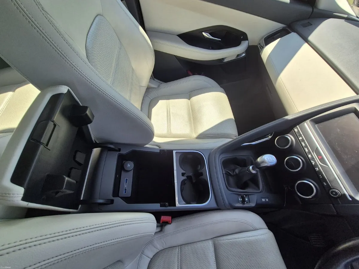 2018 Jaguar E-Pace 2.0D 150PS — Manual — Leather - Image 2