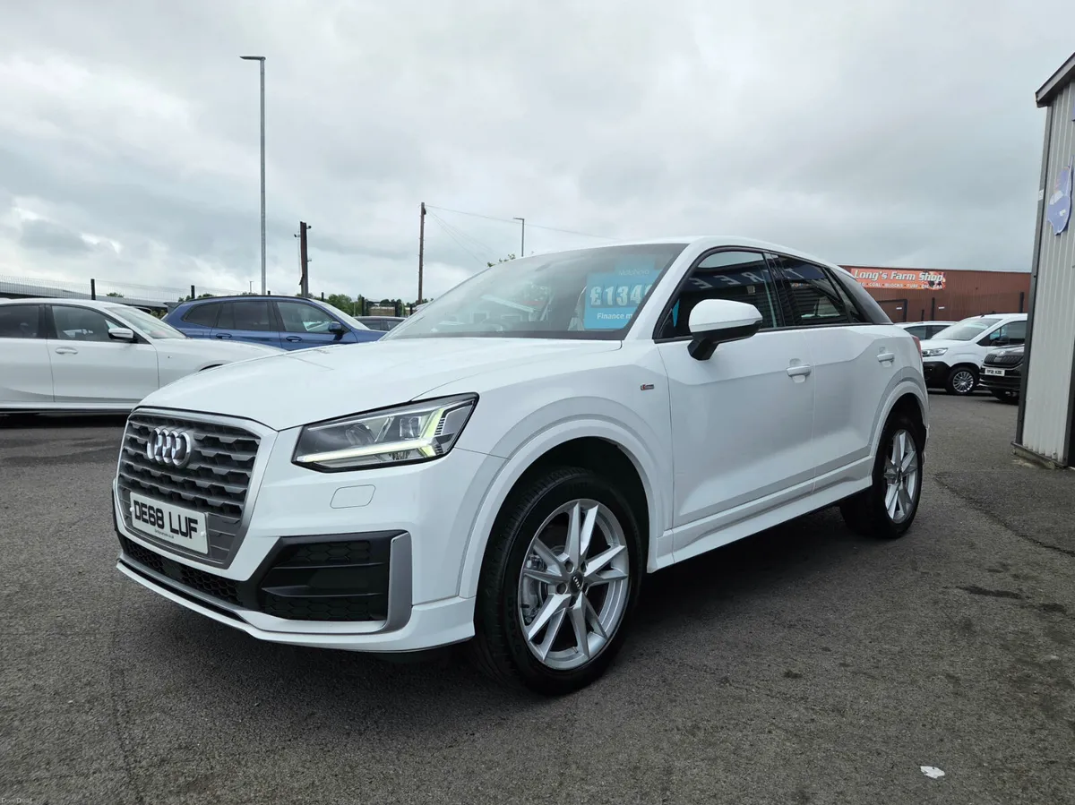 2018 Audi Q2 30 TDI  S-Line.  LOW MILEAGE - Image 4