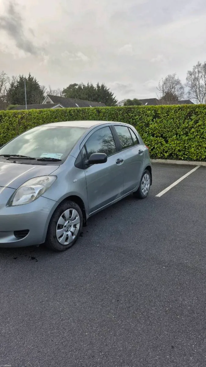Toyota Yaris 2008 - Image 2
