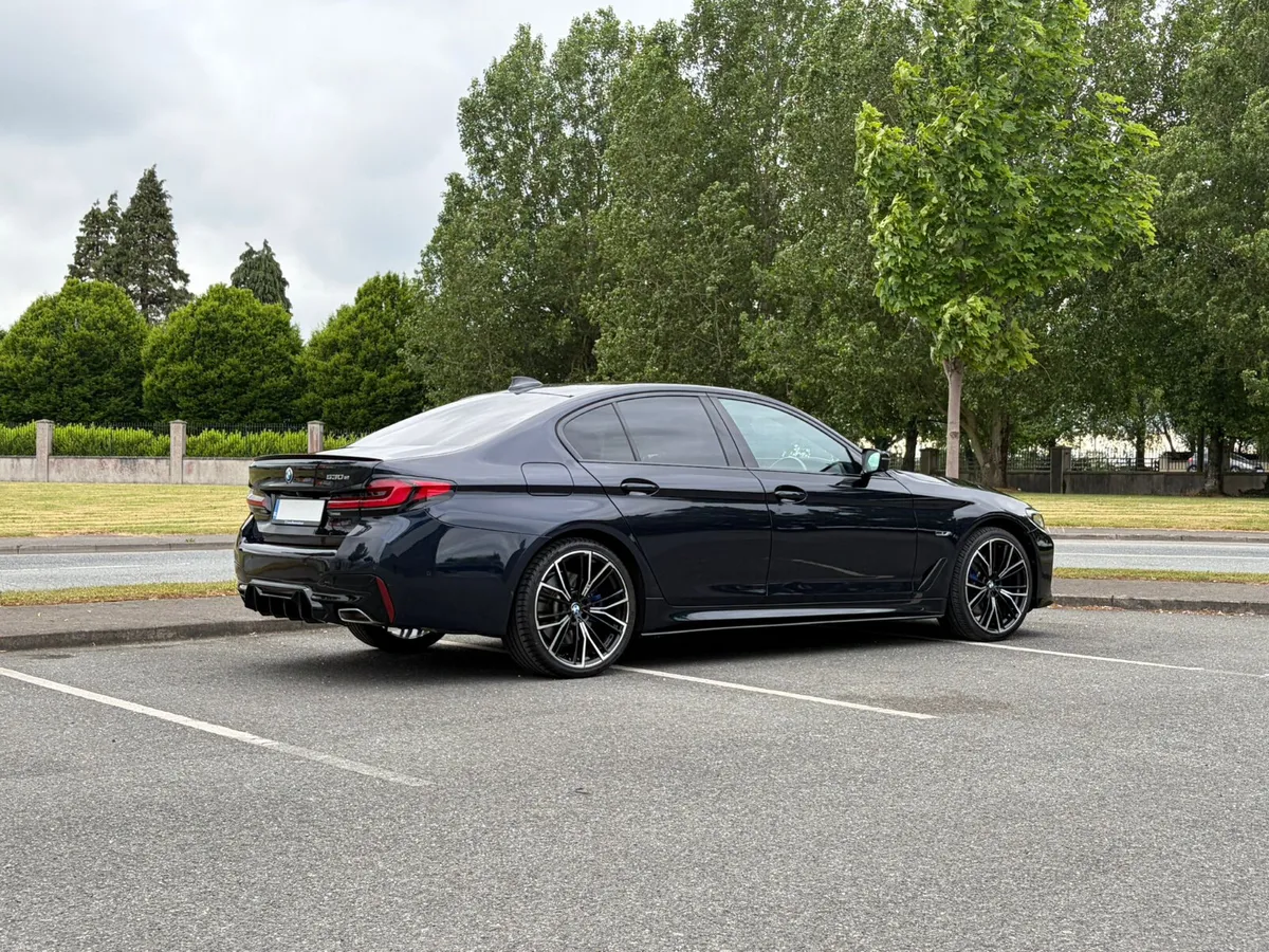 2022 BMW G30 530e M Sport M Performance Auto - Image 4