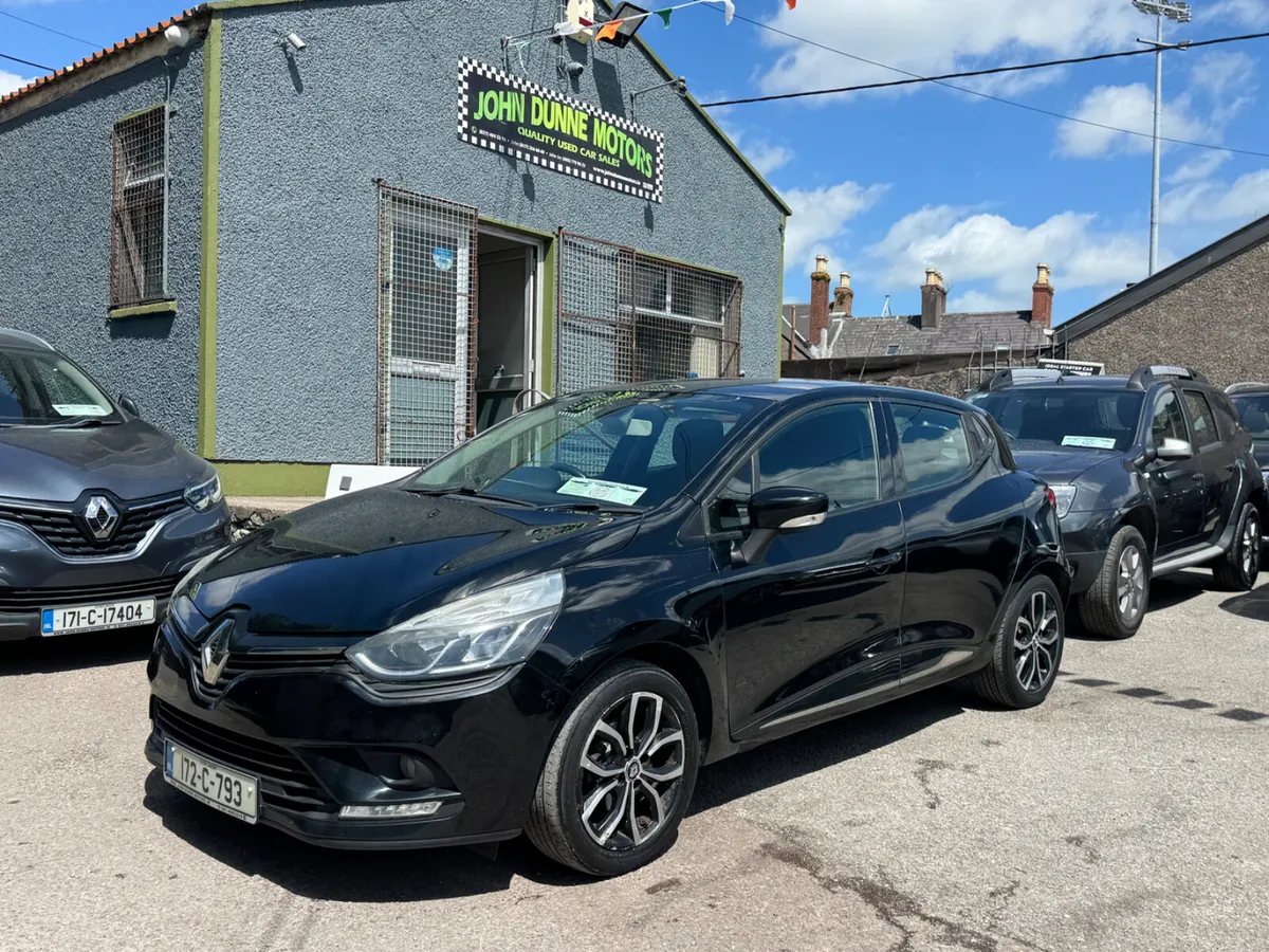 Renault Clio Ideal starter car - Image 1