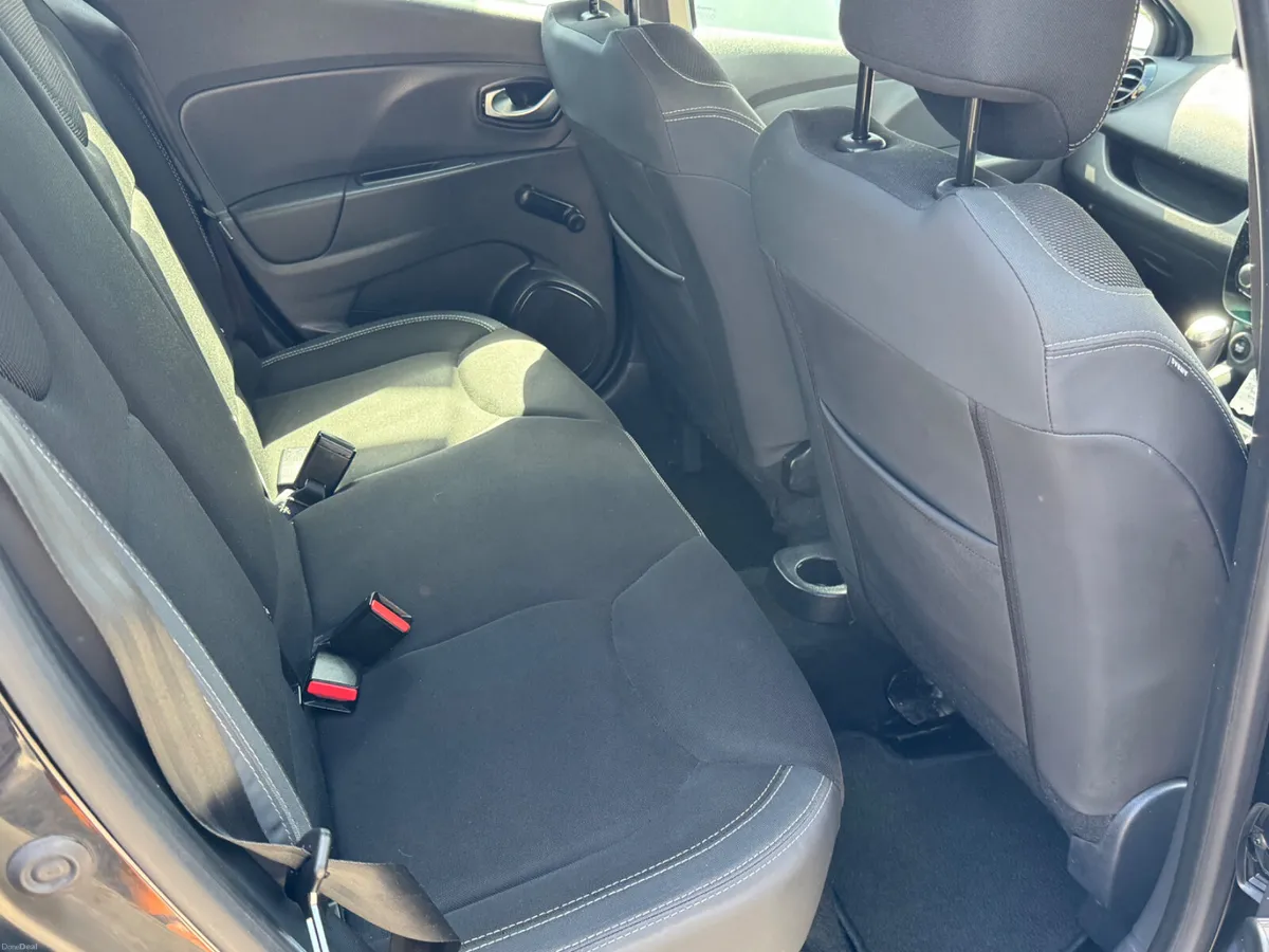Renault Clio Ideal starter car - Image 5
