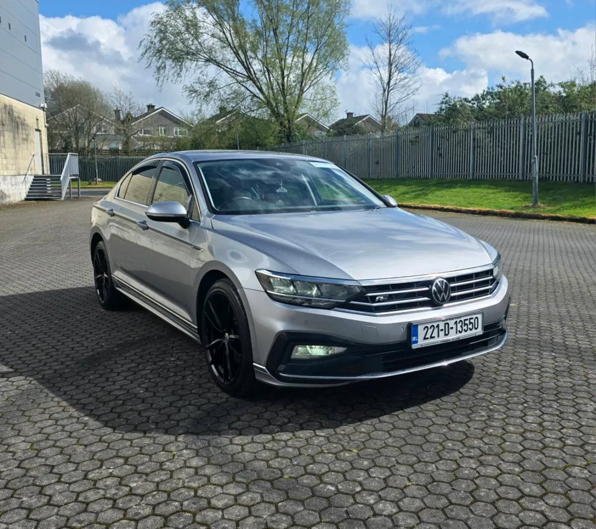 2022 vw passat Rline - Image 1