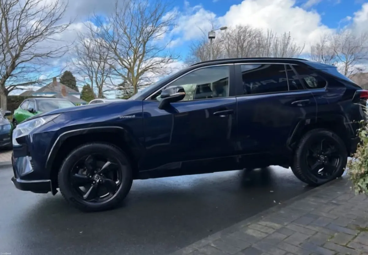 192 Toyota RAV4 Hybrid Sport, Hybrid - Top Spec - Image 2
