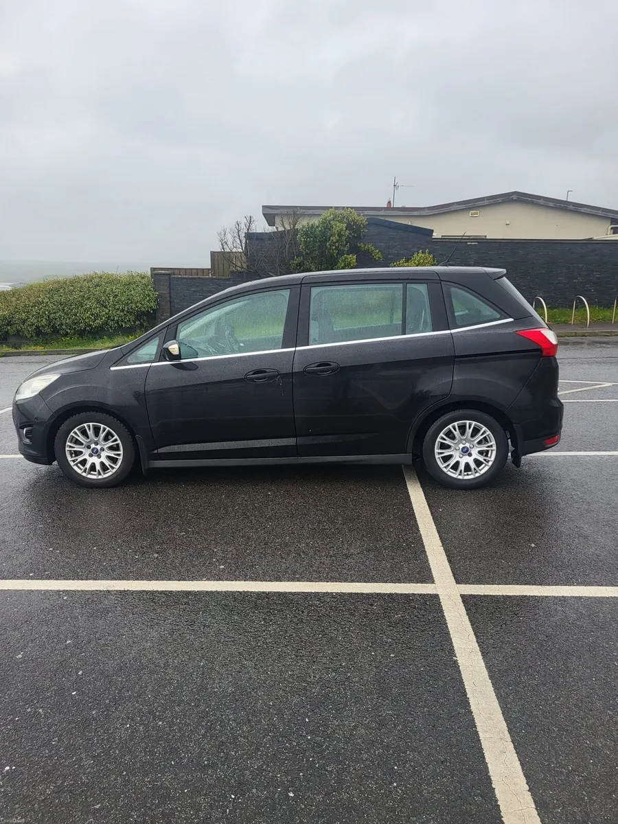 7 seats Ford Grand C max automatic car - Image 4