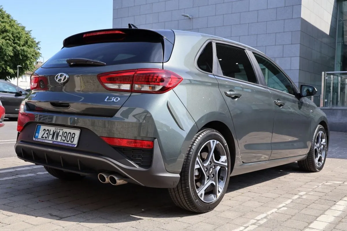 Hyundai i30 Petrol Deluxe NLine - Image 4