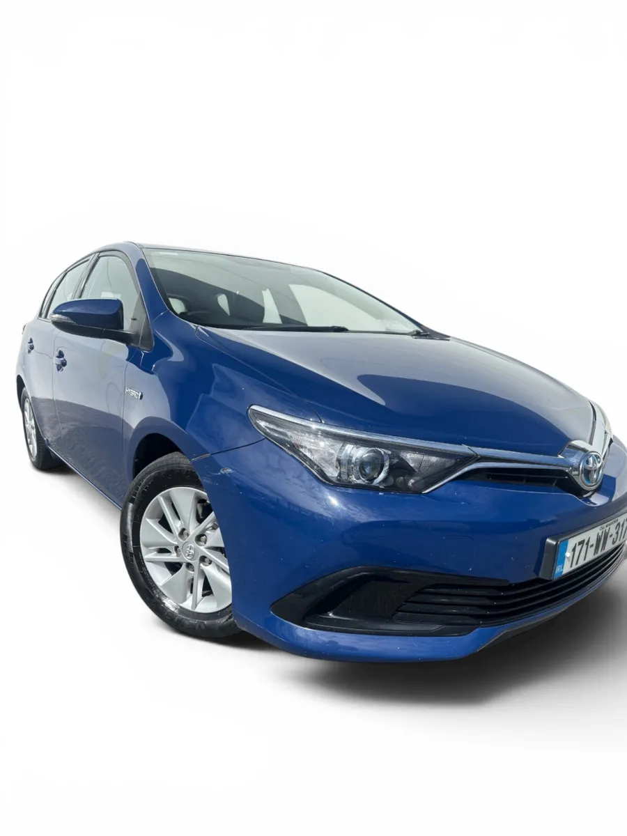 2017 TOYOTA AURIS HYBRID ACTIVE 1.8i 5DR A/T NCT - Image 1