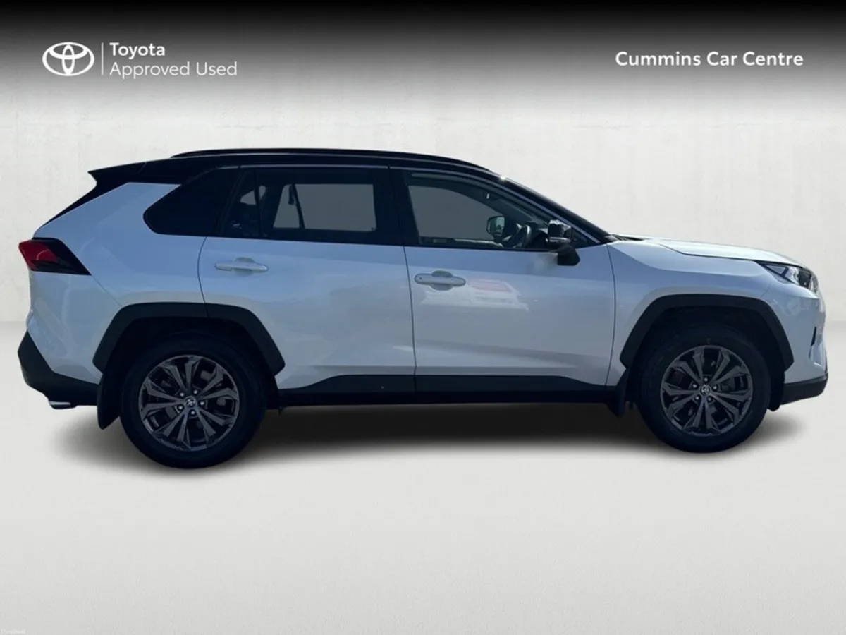 Toyota RAV4 Rare Spec Hybrid SOL Low Milage - Image 3