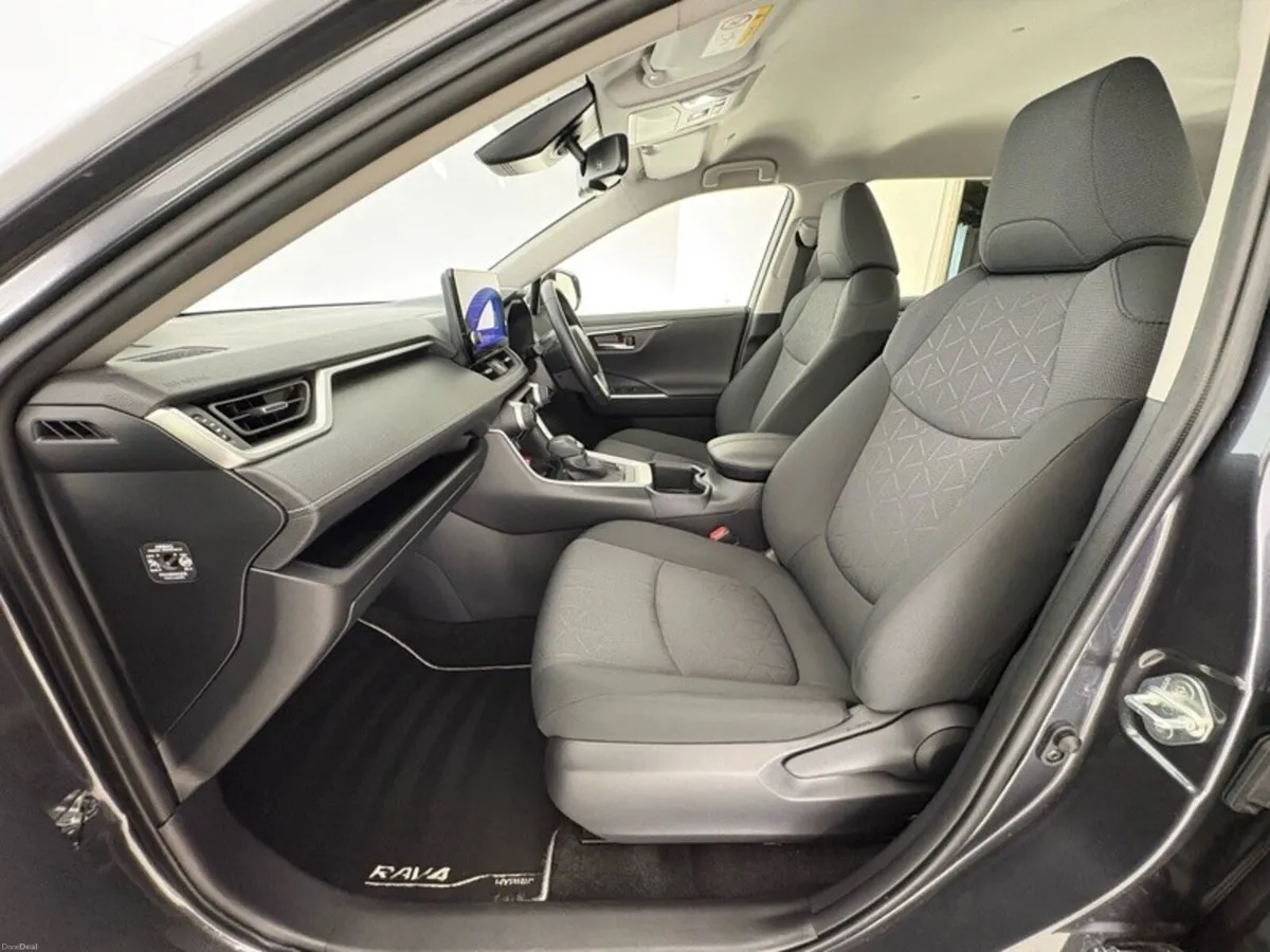 Toyota RAV4 Luna Hybrid - Image 6
