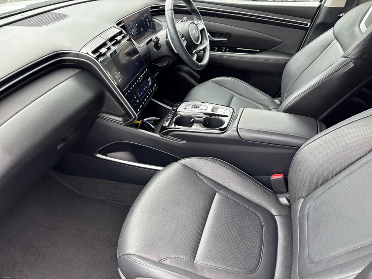 Hyundai Tucson EXECUTIVE PLUS PHEV PTG - Image 3