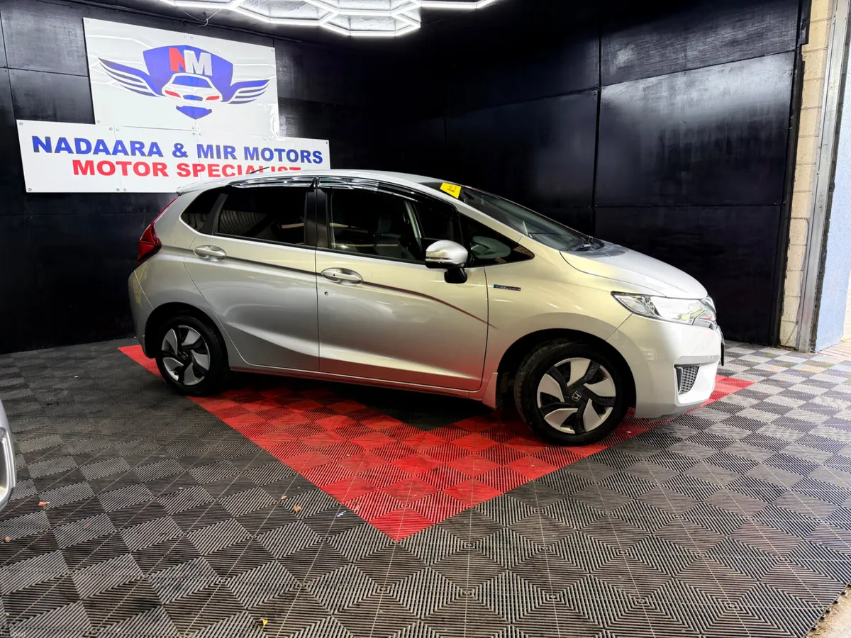 2015 Honda Fit Hybrid ( Low Mileage ) - Image 3