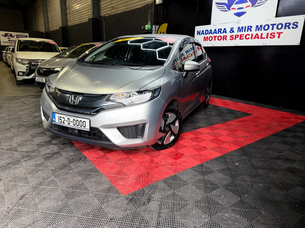 2015 Honda Fit Hybrid ( Low Mileage ) - Image 4