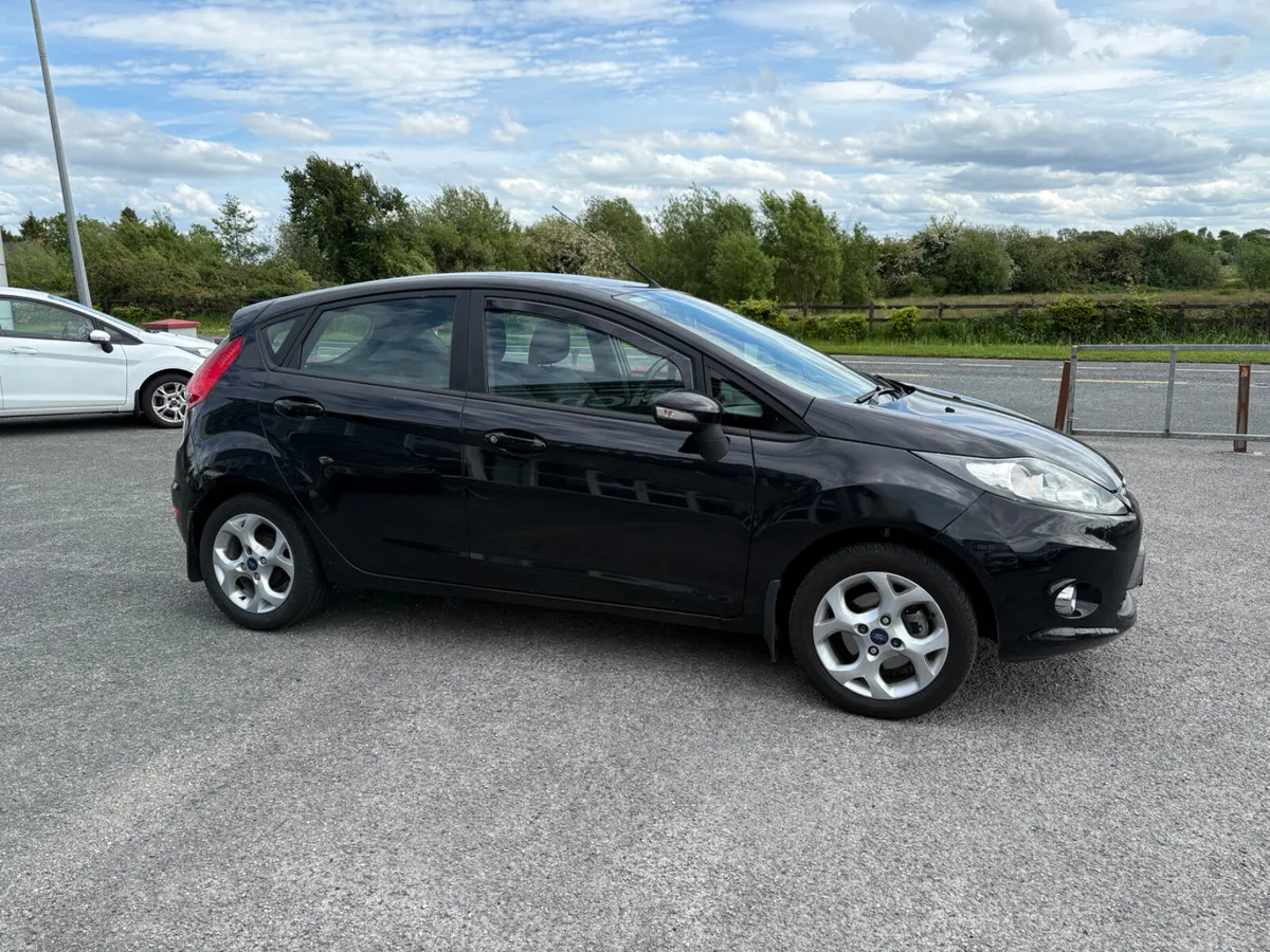 Ford Fiesta 1.25 Zetec Irish FSH 2013 - Image 4
