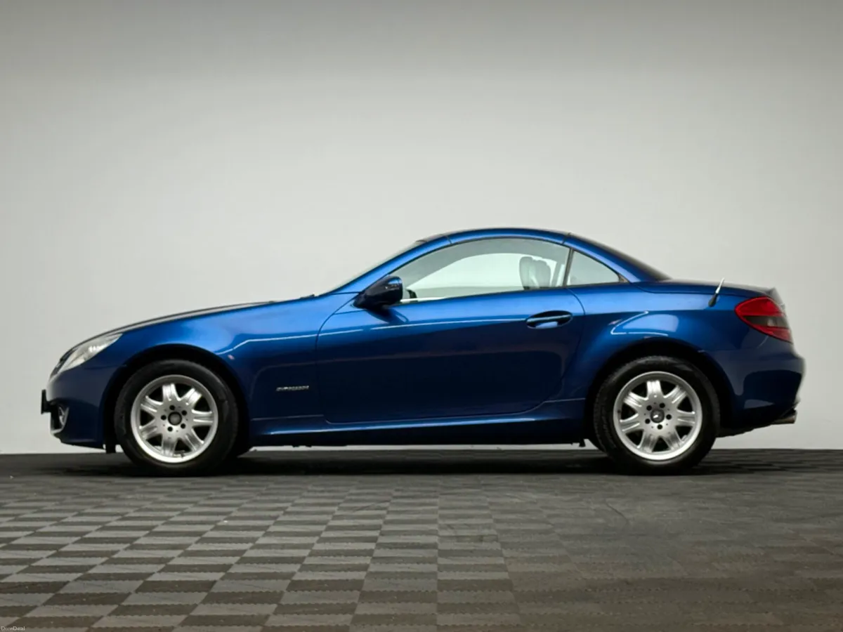 Mercedes-Benz SLK SLK 200 CONVERTIBLE - Image 4