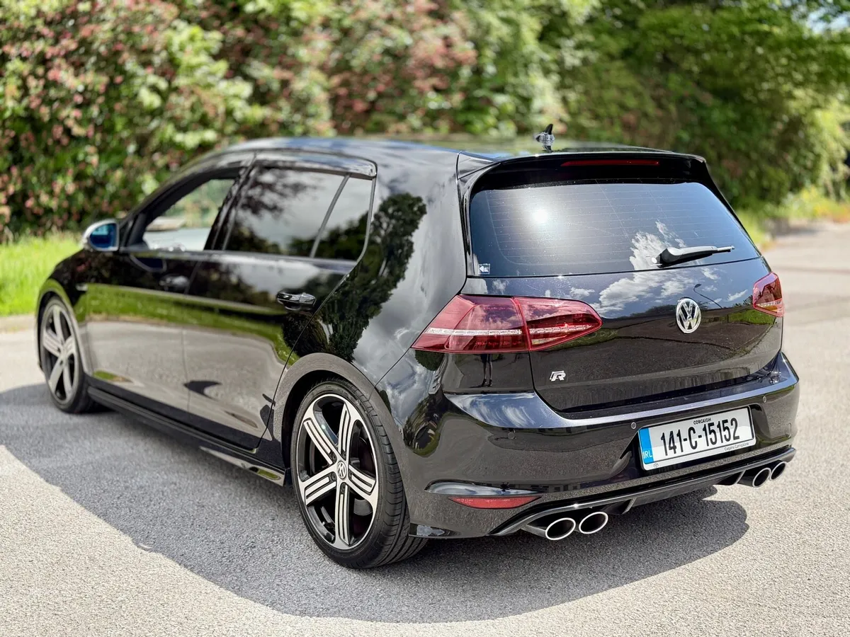 Golf R - Image 4