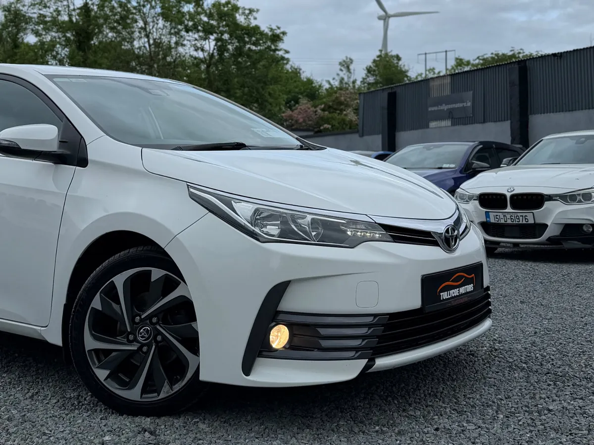 TOYOTA COROLLA SOL 2017 - Image 4