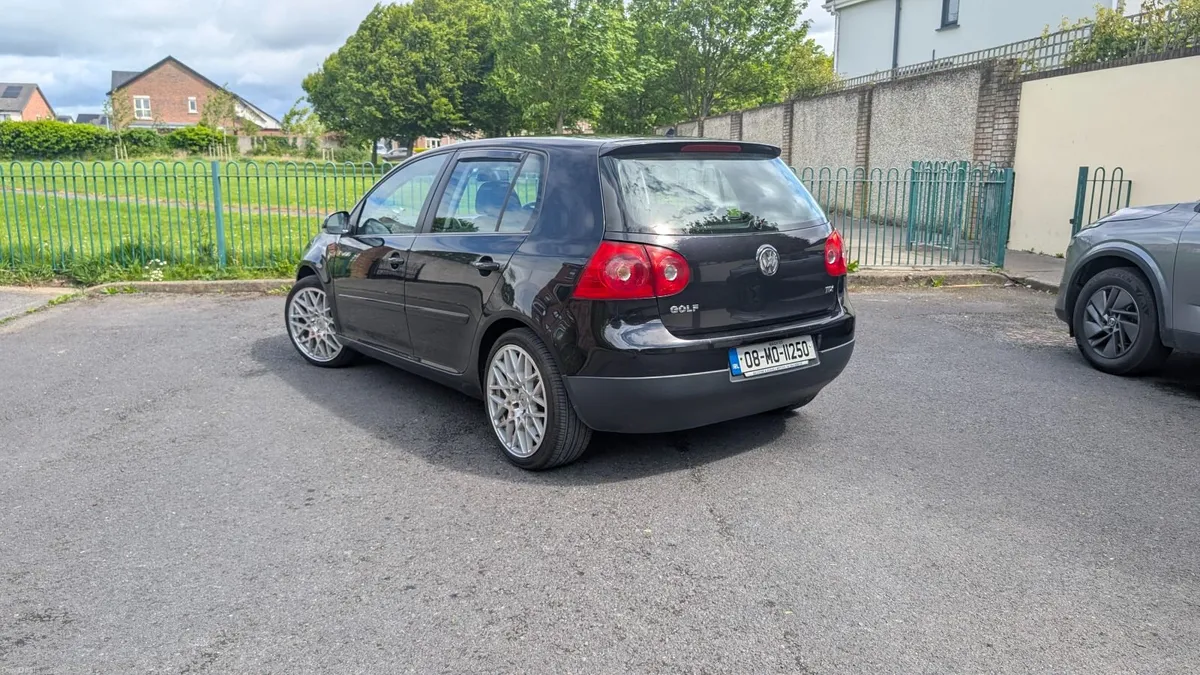 Volkswagen Golf 2008 - Image 4
