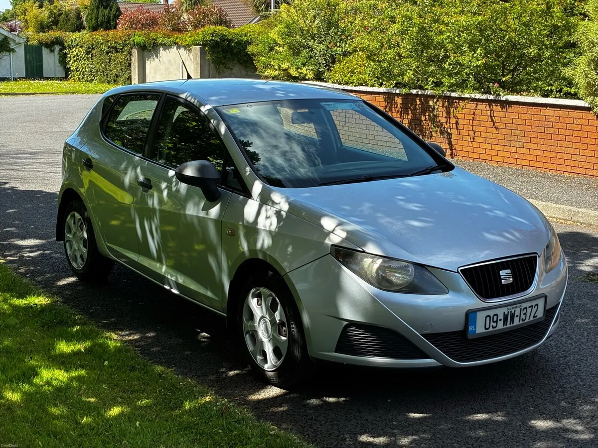 2009 seat Ibiza 1.2 petrol nct and tax - Image 3