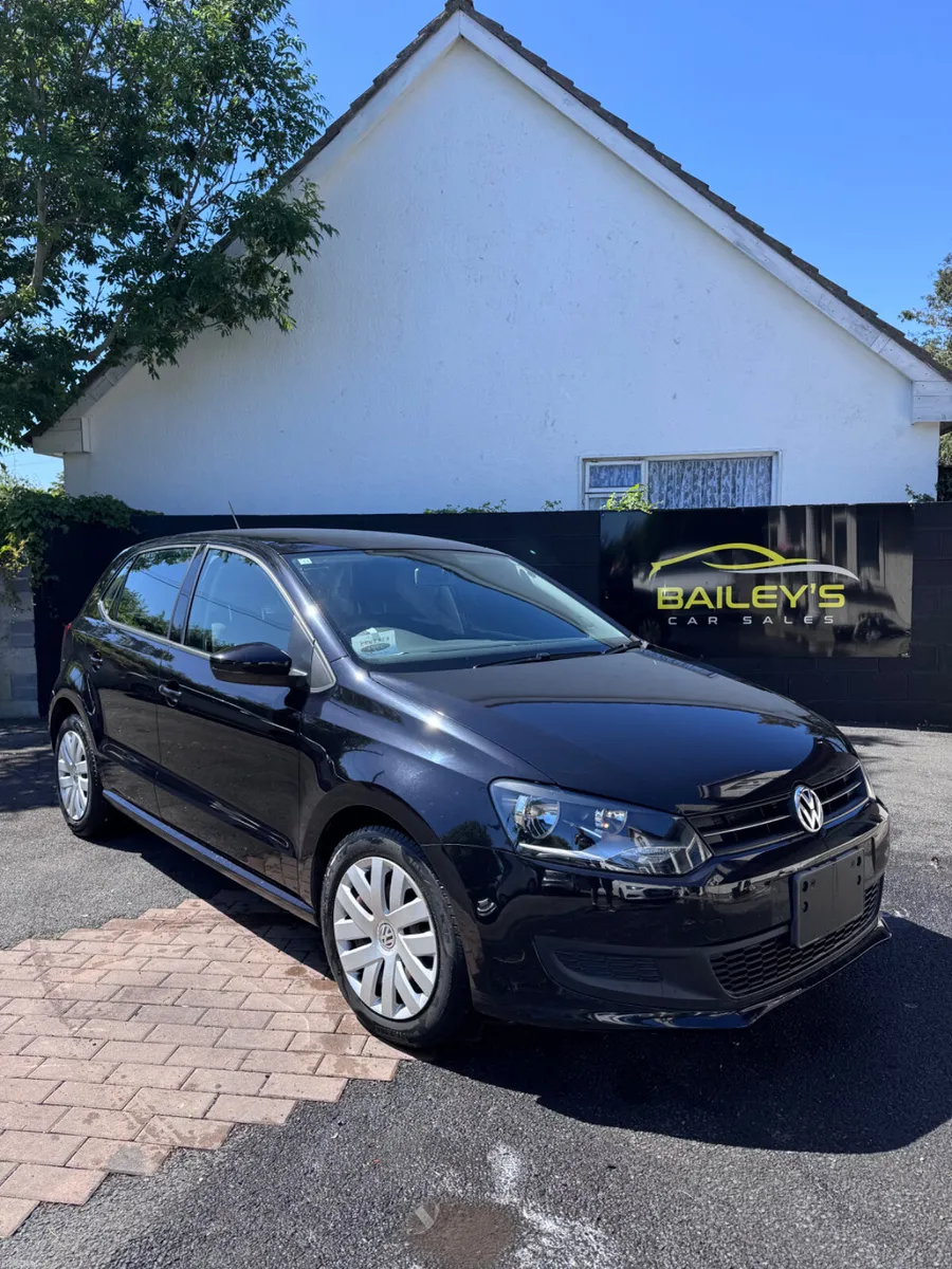 Volkswagen polo 1.2Tsi Auto 25000km - Image 1