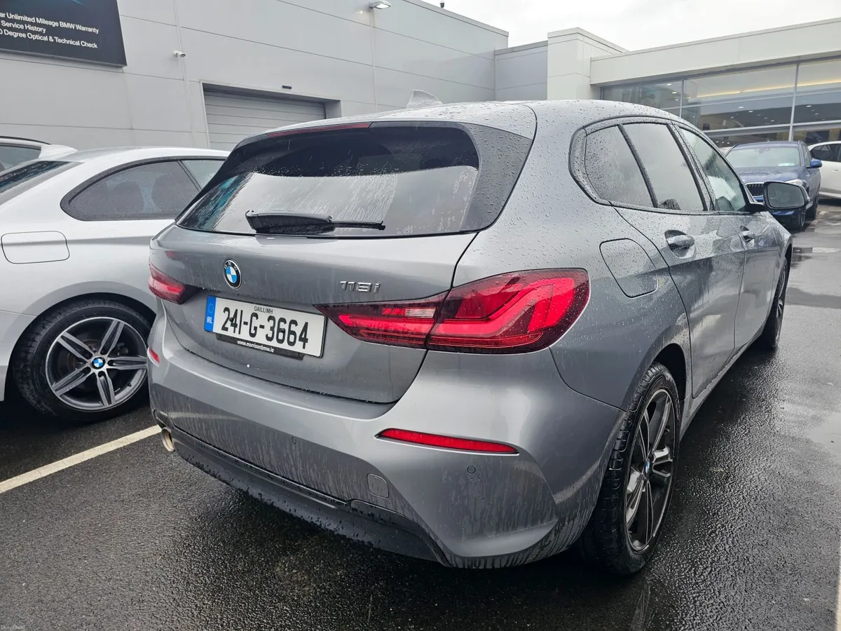 BMW 1-Series 2024 - Image 4