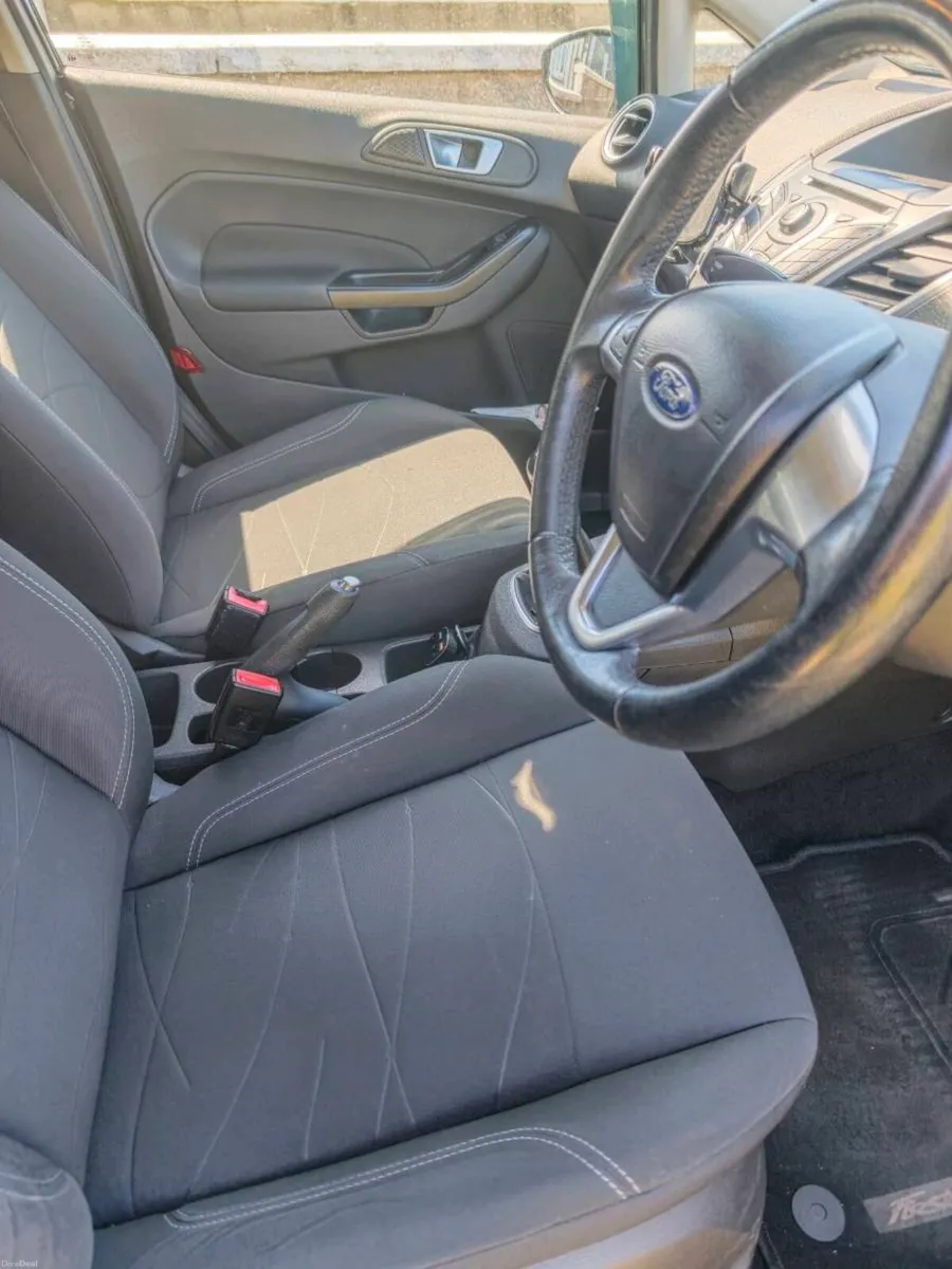 Ford Fiesta - 2015 Low Kilometres. - Image 3