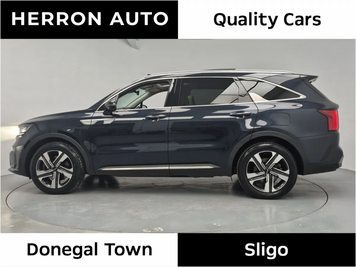 Kia Sorento 2.2 K3 4X2 Diesel 7 seats - Image 3