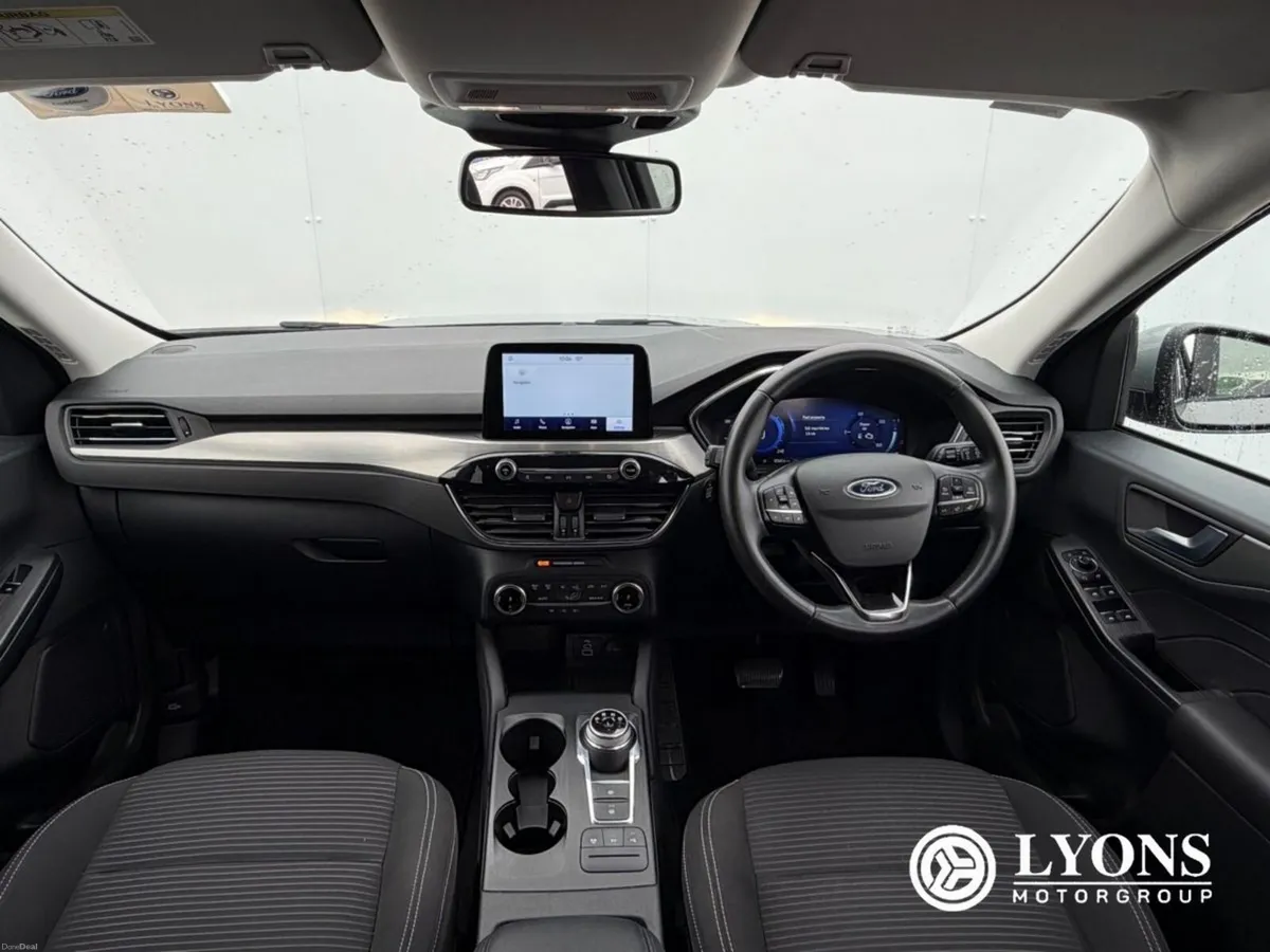 Ford Kuga 2.5 Duratec 225PS PHEV Titanium Auto - Image 4