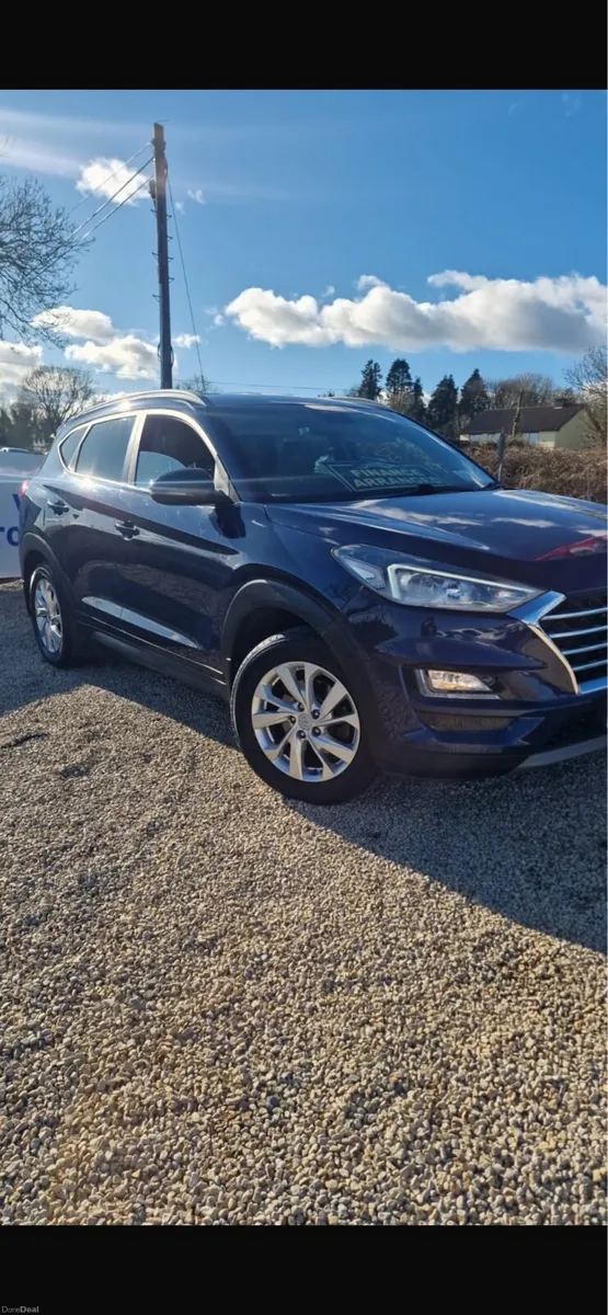 ⭐️Hyundai Tucson SUV Jeep⭐️Low Klms - Image 3