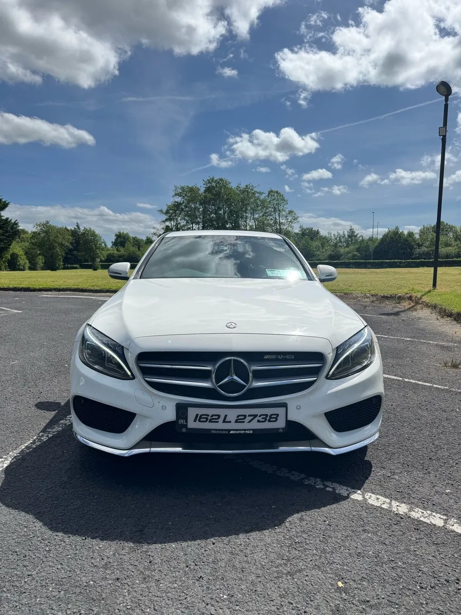 C220 Mercedes amg line - Image 2