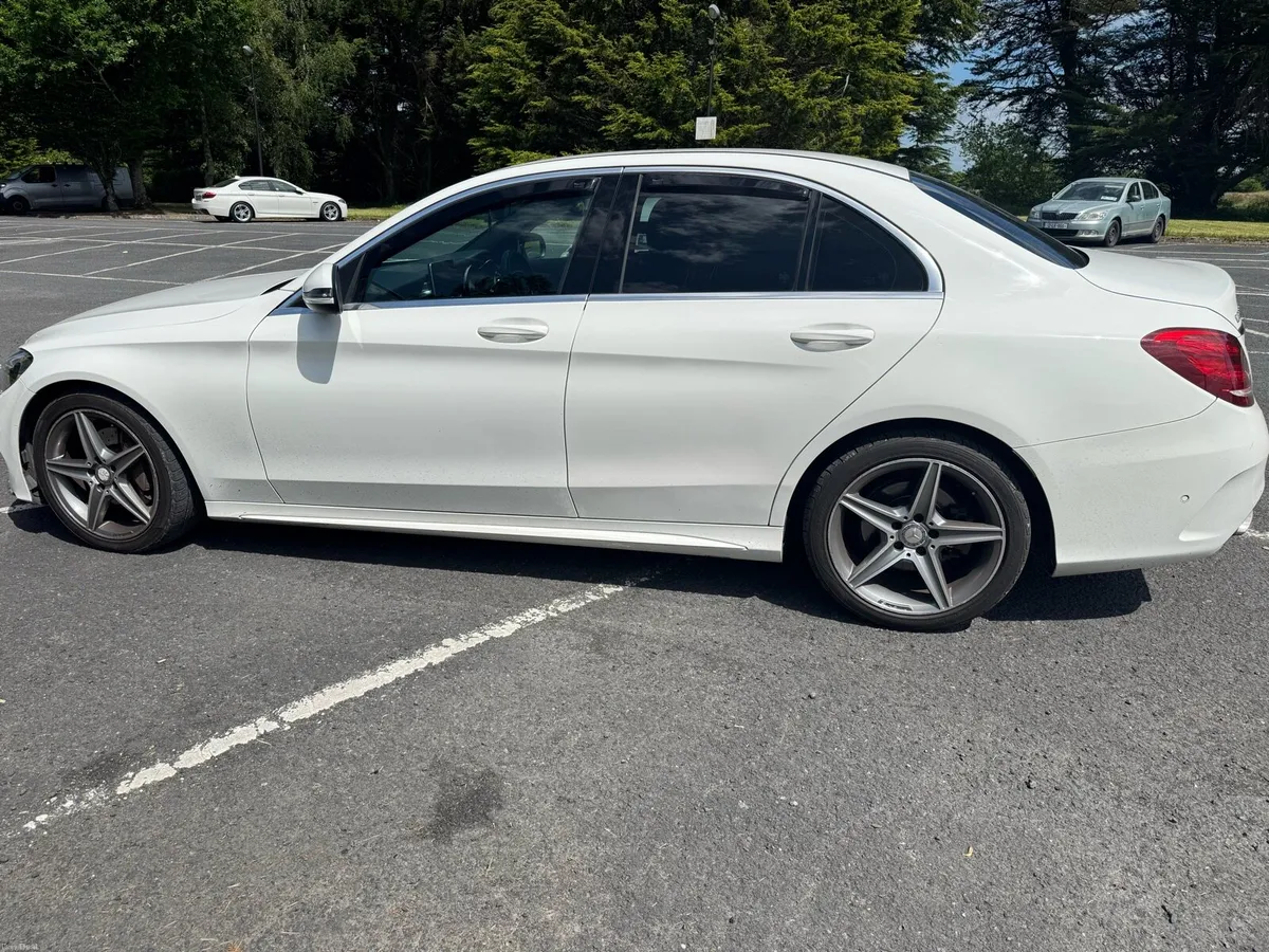 C220 Mercedes amg line - Image 3