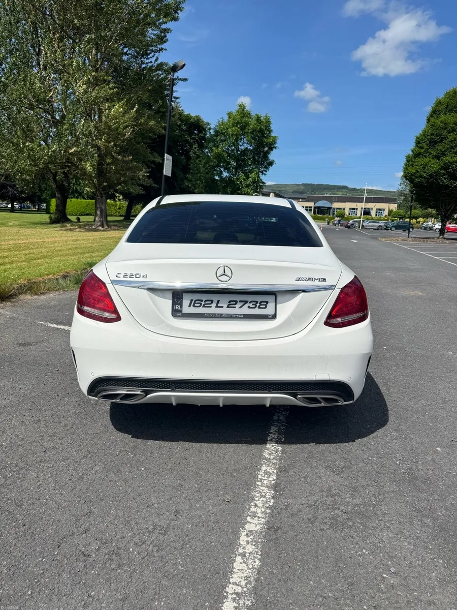 C220 Mercedes amg line - Image 4