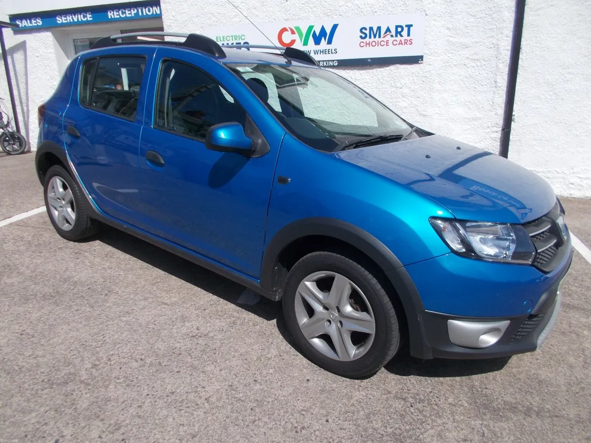 Dacia Sandero Stepway 2014 - Sat Nav - Image 1