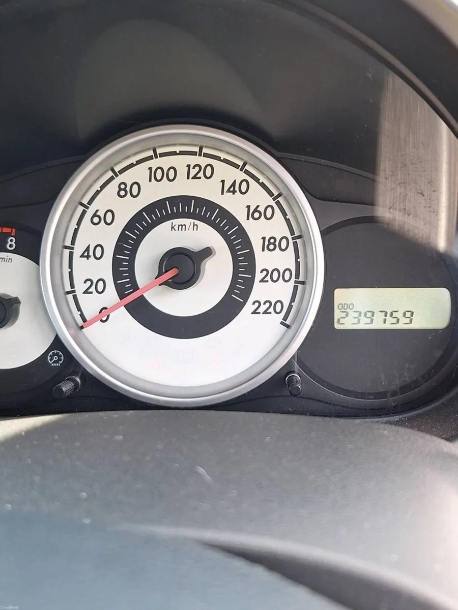 Mazda 2 - Image 3