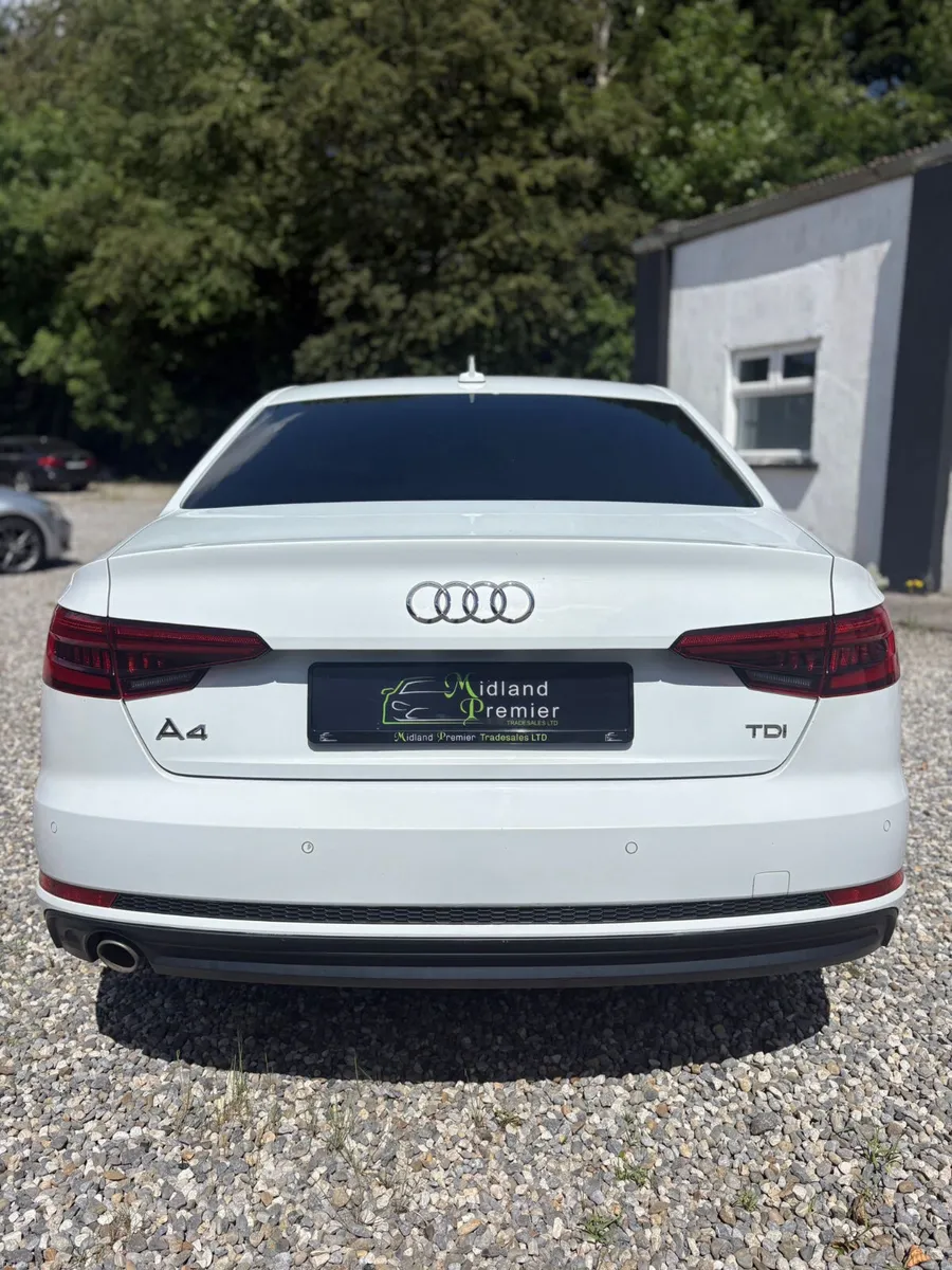 Audi A4 2017 - Image 4