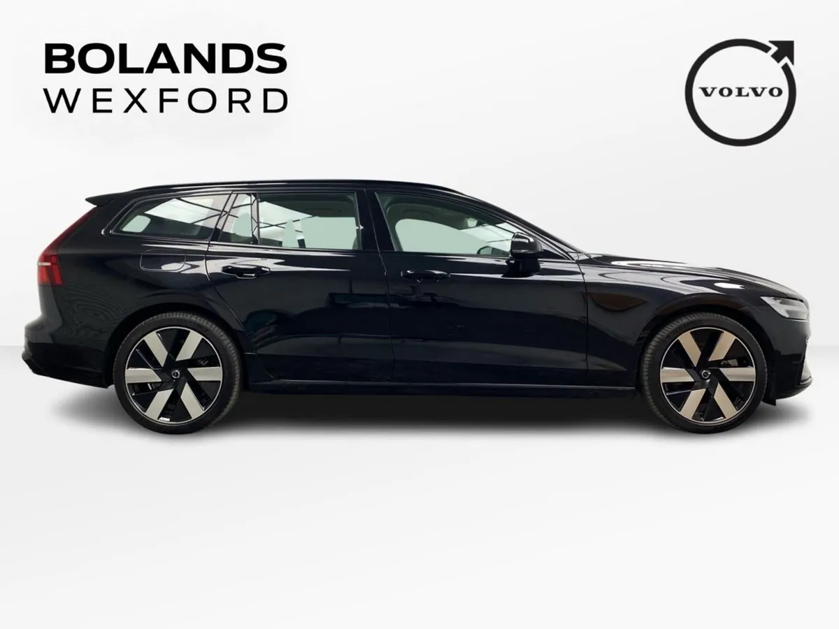 Volvo V60 Plus T6 AWD Plug-in hybrid electric/petr - Image 4