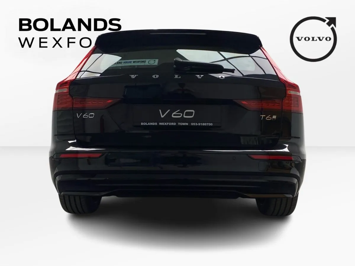 Volvo V60 Plus T6 AWD Plug-in hybrid electric/petr - Image 4