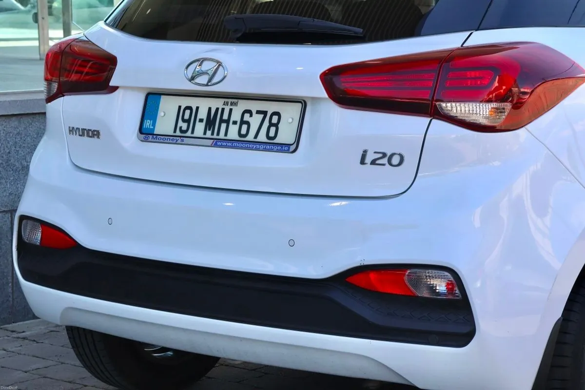 Hyundai i20 1.2 Deluxe - Image 5