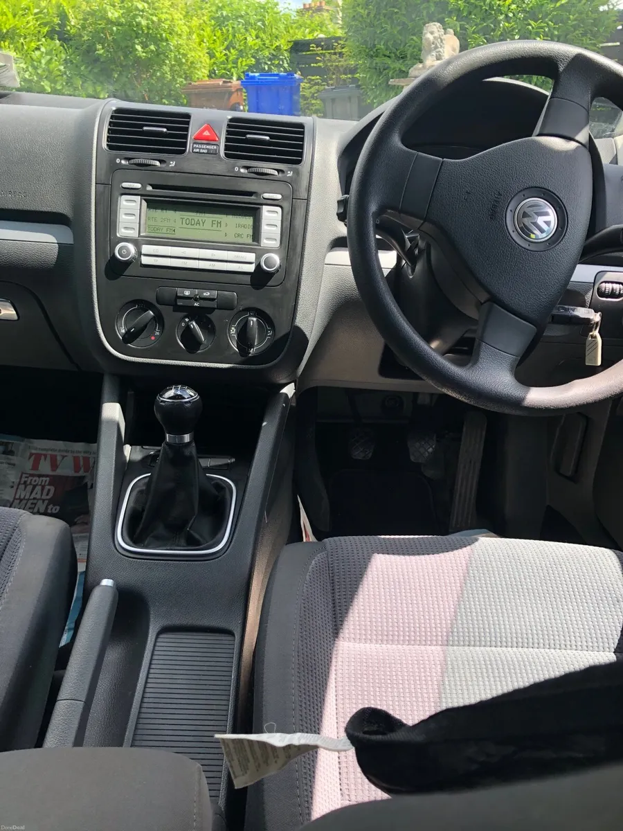 Volkswagen Jetta 2007 - Image 3