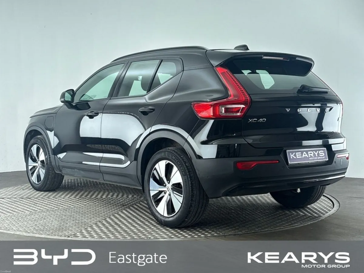 Volvo XC40 PHEV T4 (197hp) R-Design FWD - Image 5