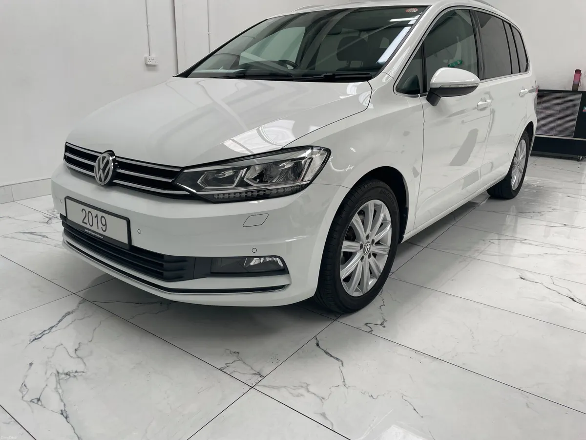 2019 Volkswagen Touran 2.0 Tdi 7 Seater Highline - Image 3