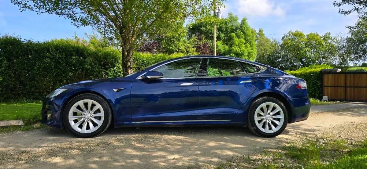 2017 Tesla Model S 100D DUAL MOTOR Low KM - Image 3