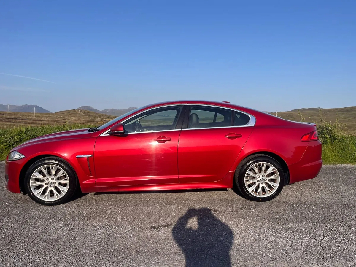 Jaguar XF 2012 - Image 4